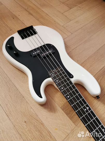 Бас гитара 5 струн Schecter PB