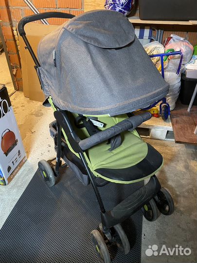 Прогулочная коляска
