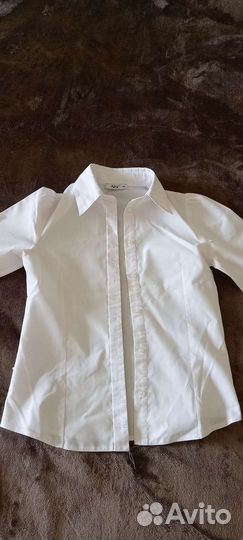 Рубашки школьные 7 штук