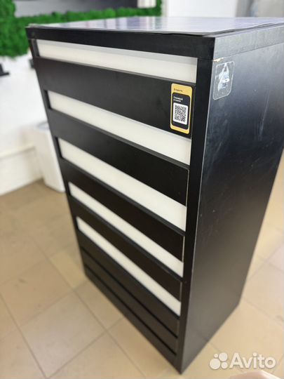 Ресепшн - тумба. С ящиками