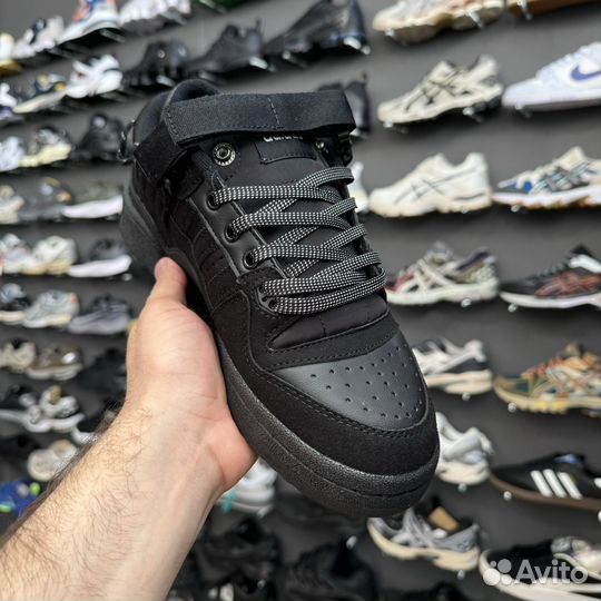 Кроссовки мужские Adidas forum low bad bunny