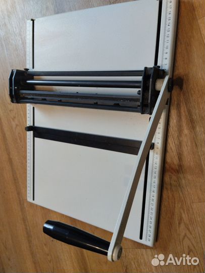 Биговщик для бумаг