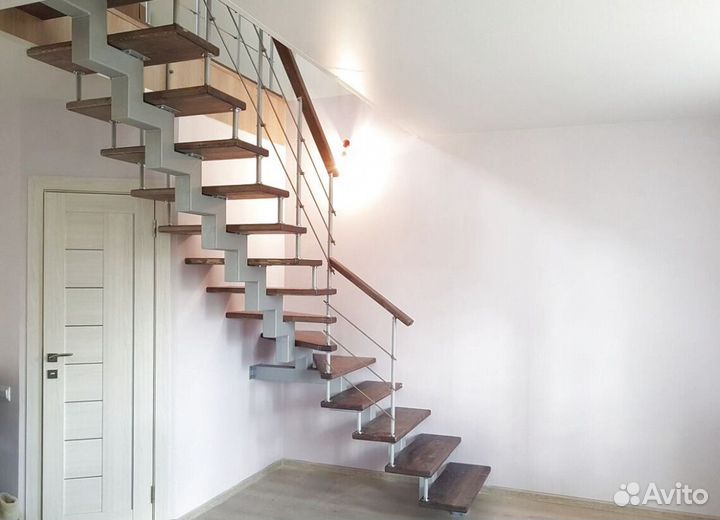 Лестничиный металлокаркас