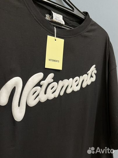 Футболка vetements