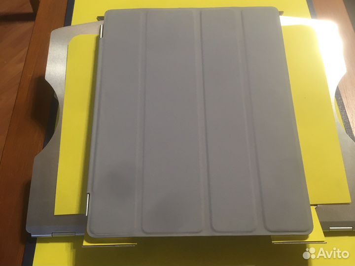 iPad 2, 3, 4 - мультики, интернет, чехол от Apple