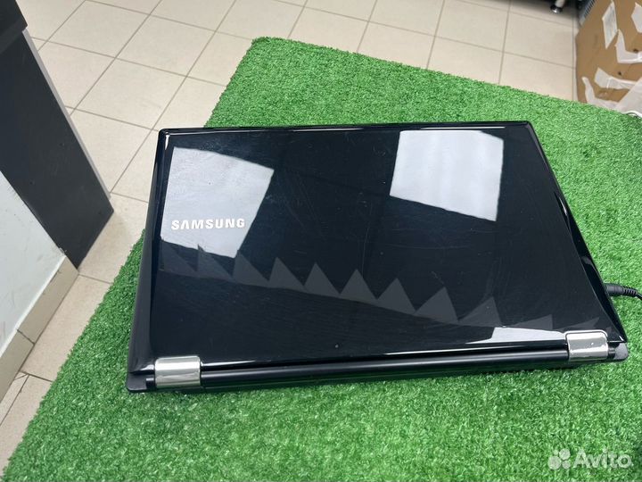 Ноутбук Samsung RC530 (пт18б)