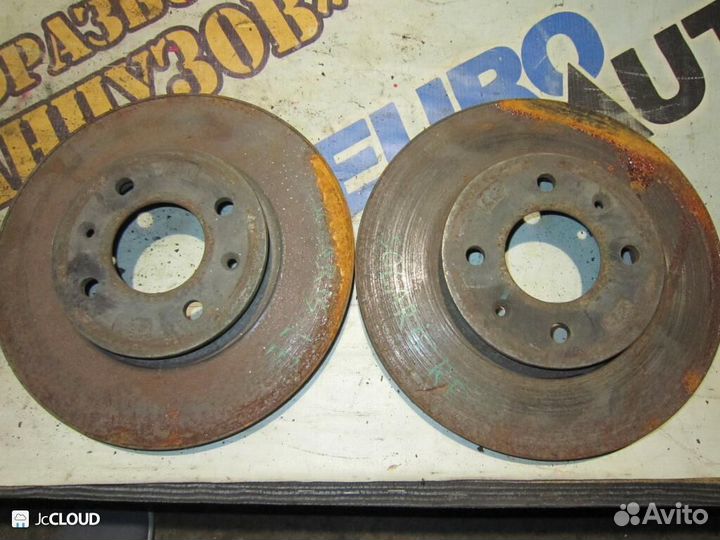 Тормозной диск на hyundai solaris RB G4FC