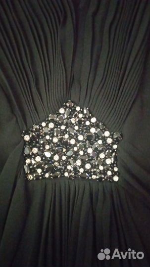 Вечернее черное платье