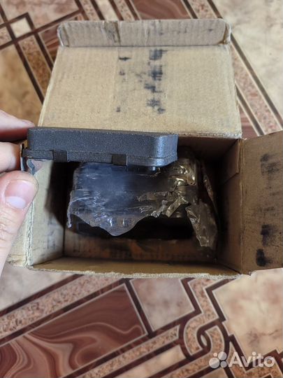 Тормозные колодки передние