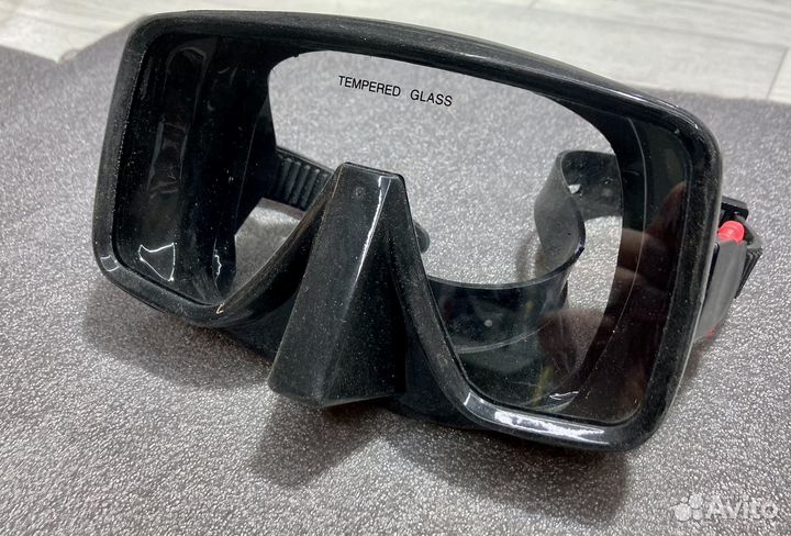 Маска для дайвинга