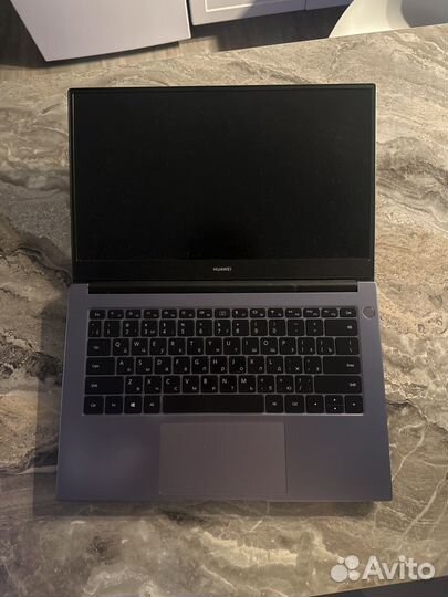 Huawei matebook d14