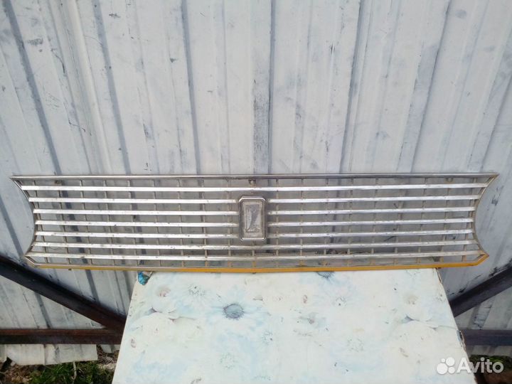 Решётка радиатора, торпеда ваз 2101, автономера