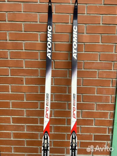 Лыжи atomic