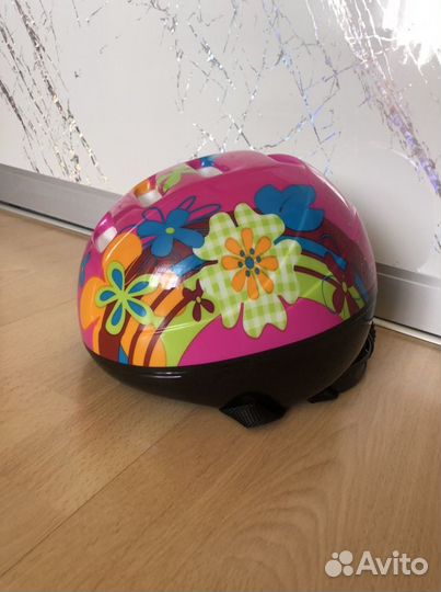 Защита и шлем для девочки