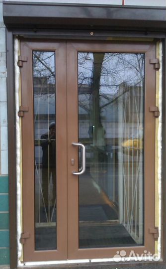 Дверь входная алюминиевая