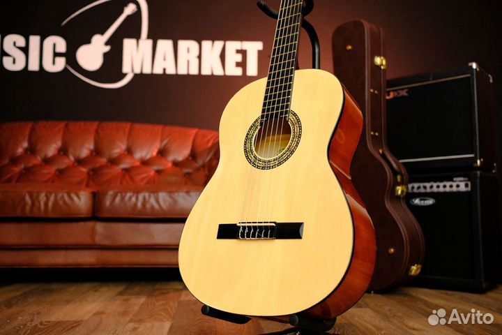 Классическая гитара Martinez 4/4 (Комплект)