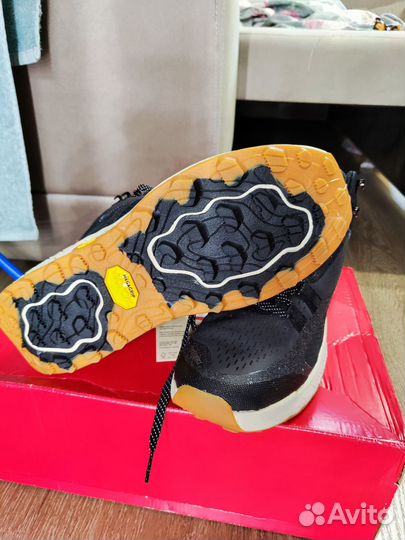 Новые из США New Balance Fresh Foam Mid Hierro