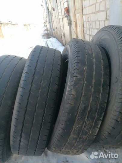 Ovation V-02 195/75 R16C