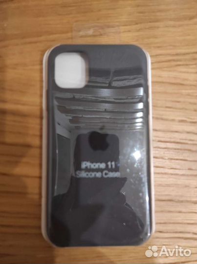 Чехол на iPhone 11, силиконовый, новый