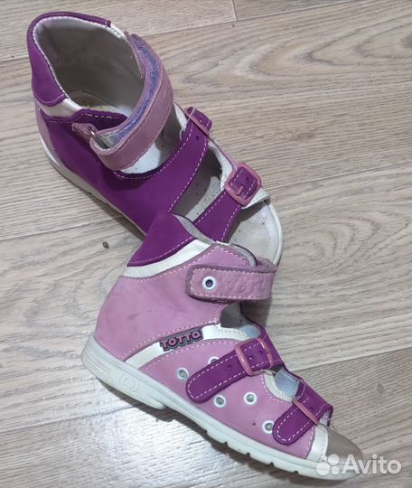Сандалии для девочки 26 размер