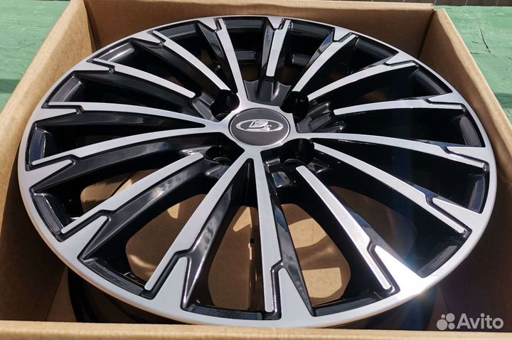 LADA Vesta, Largus R16 новые