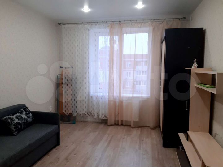 1-к. квартира, 38 м², 3/6 эт.