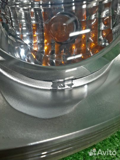 Стоп сигнал toyota voxy ZRR75 контрактная