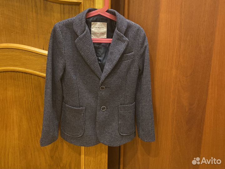 Пиджак на мальчика 128 размер