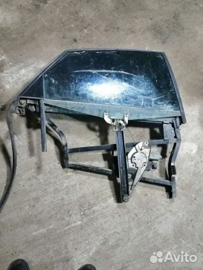 Стеклоподъемник задний правый Audi A6 C5