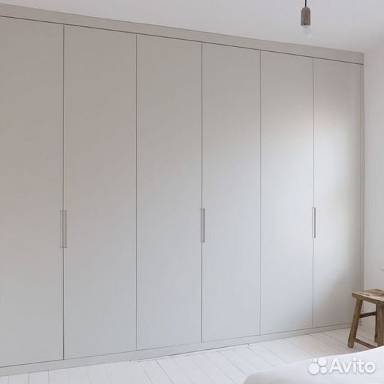 Шкаф распашной