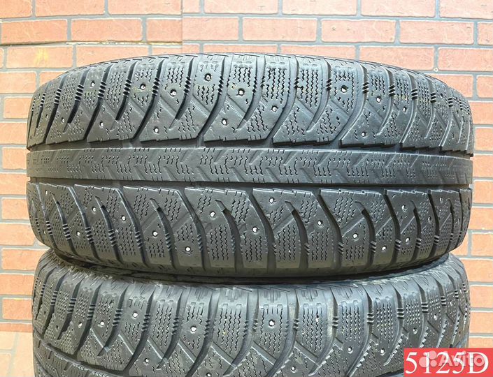 Bridgestone Ice Cruiser 7000 215/60 R17 98P