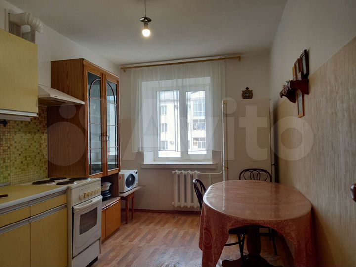 3-к. квартира, 77 м², 4/5 эт.