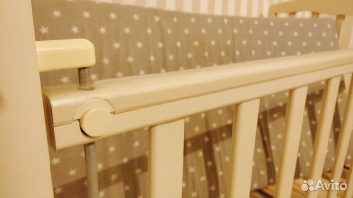 Кроватка для новорожденных