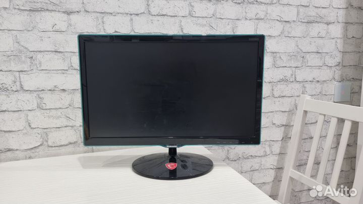 Монитор samsung 22 дюйма
