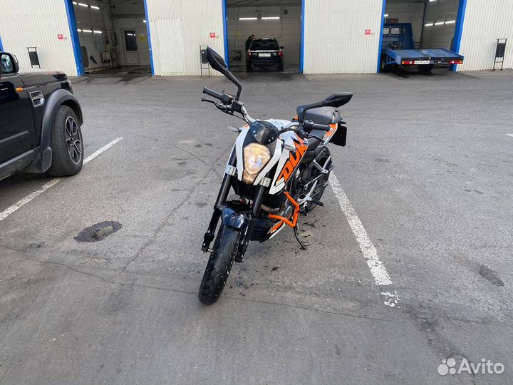 Ktm duke 200