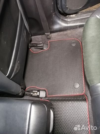 Ево автоковрики 3Д с бортиками edag