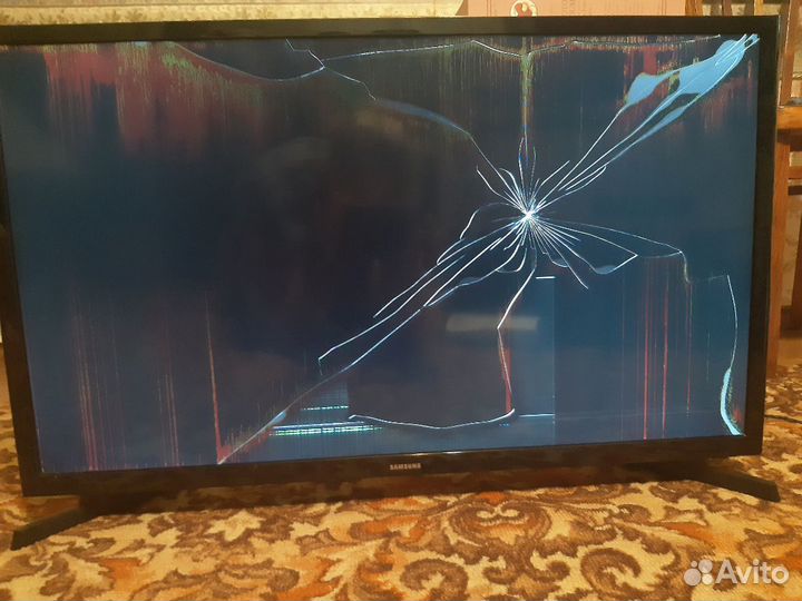 Телевизор новый разбит экран