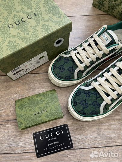 Кеды gucci оригинальное исполнение(36-40 размеры)