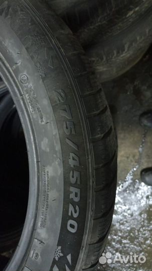 Tracmax X-Privilo S330 275/45 R20