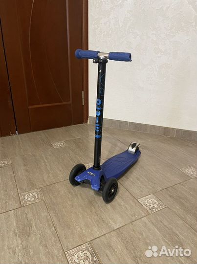 Самокат maxi micro