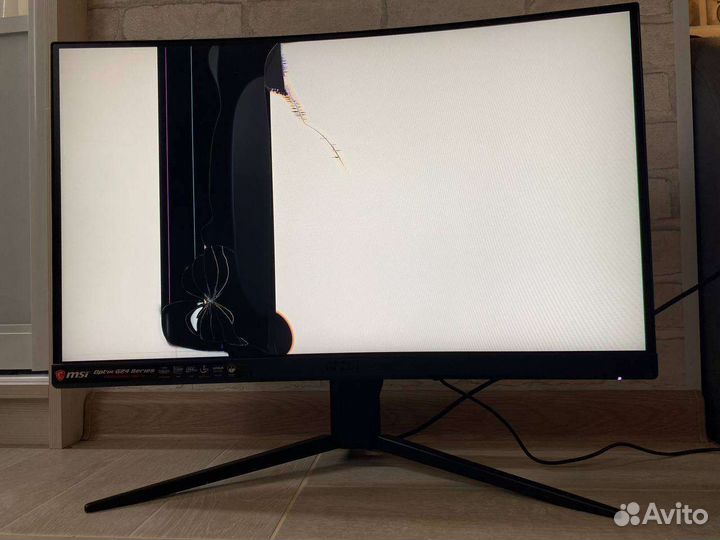 Монитор msi optix g24c4 (битый)