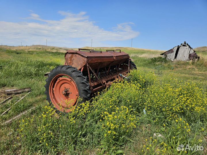 Сеялка Красная Звезда СЗТ-3.6А, 1994