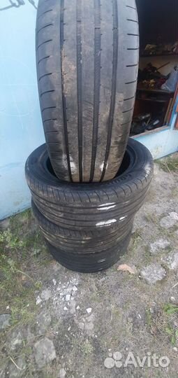 Goodyear EfficientGrip SUV 255/50 R19