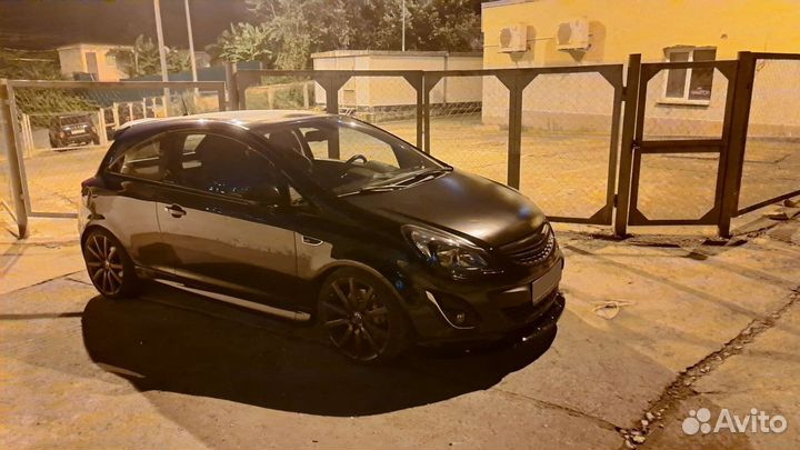 Opel Corsa OPC 1.6 МТ, 2012, 111 400 км