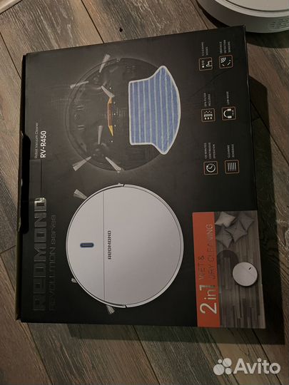 Робот пылесос моющий redmond RV-R450
