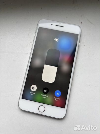 iPhone 8 Plus, 64 ГБ