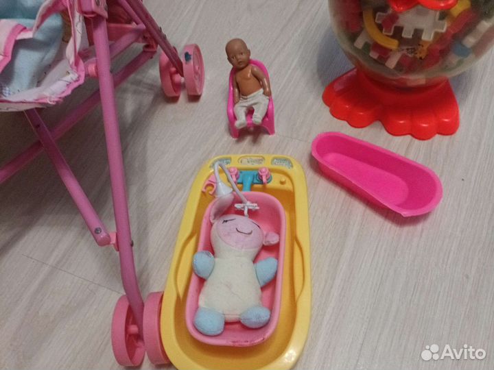 Пупс, коляска, ванночка, конструктор. Игрушки
