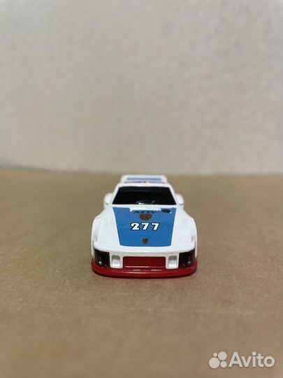 HOT Wheels Porsche 935 - Белый