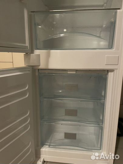 Встраиваемый холодильник liebherr на запчасти