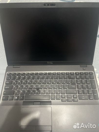 Ноутбук dell latitude 5500